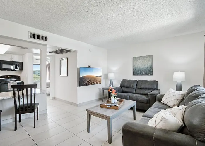 246- Fully Furnished 1br Suite-pet Friendly * Scottsdale